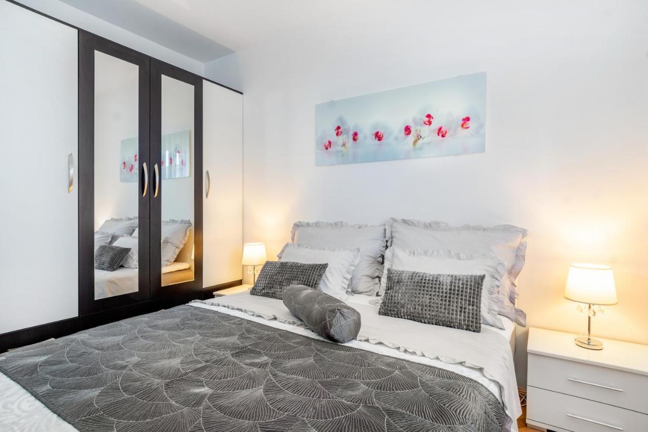 Beach Apartment Simphony Сплит Экстерьер фото