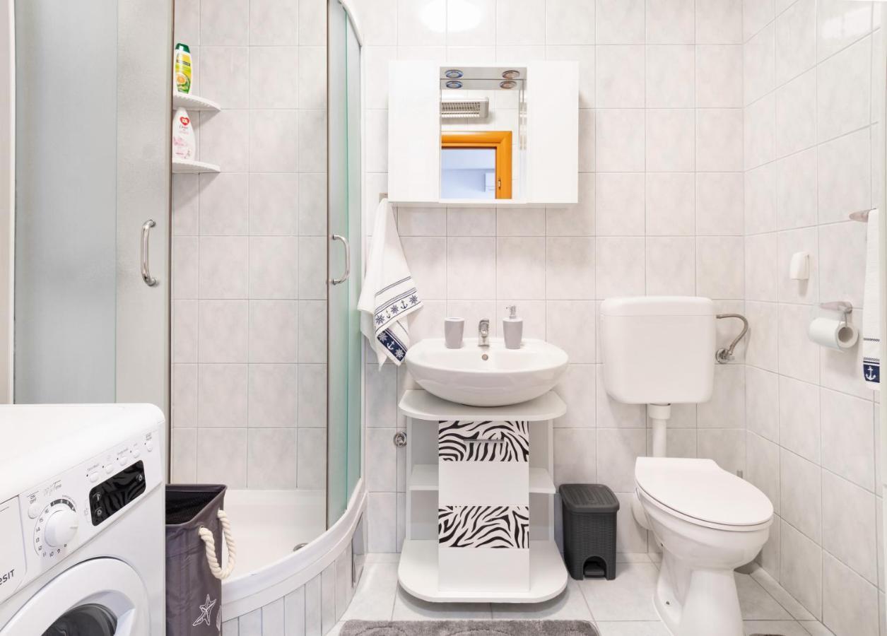 Beach Apartment Simphony Сплит Экстерьер фото